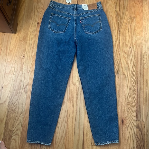 Levi’s 80s Mom Jean - Picture 5 of 5